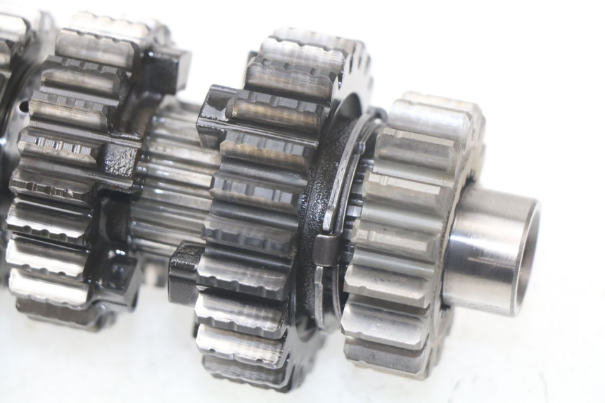 photo de CAIXA DE VELOCIDADES YAMAHA FZ8 800 (2010 - 2016) - Pontos de fixação