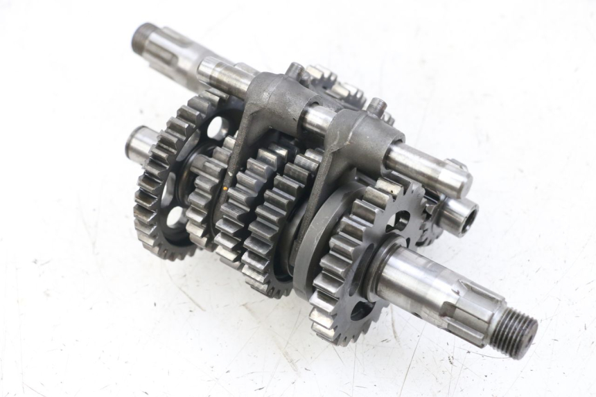 photo de CAIXA DE VELOCIDADES HYOSUNG GF 125 (2001 - 2005) - Detalhe da peça