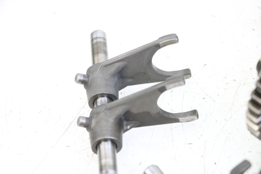 photo de CAIXA DE VELOCIDADES HYOSUNG GF 125 (2001 - 2005) - Zoom de qualidade