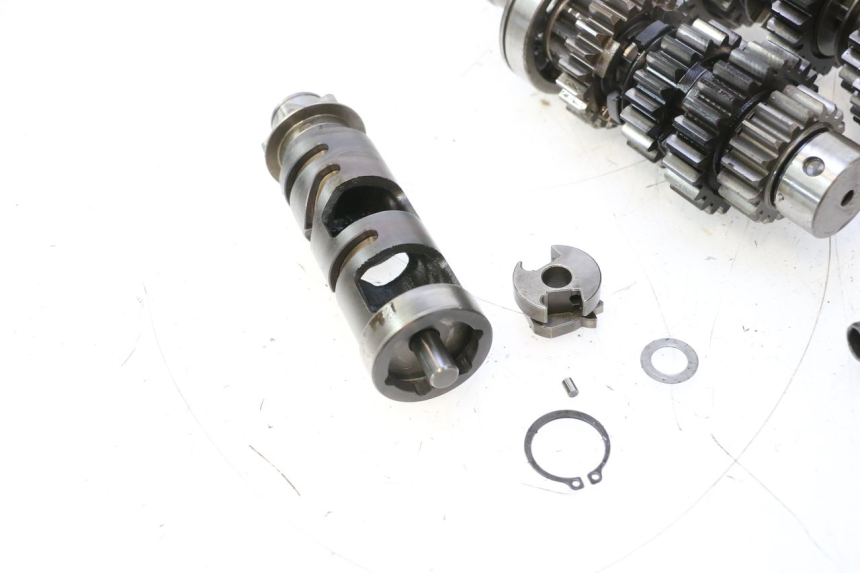 photo de CAIXA DE MARCHAS SUZUKI GSF N BANDIT 1200 (2001 - 2005) - Marcações e referências