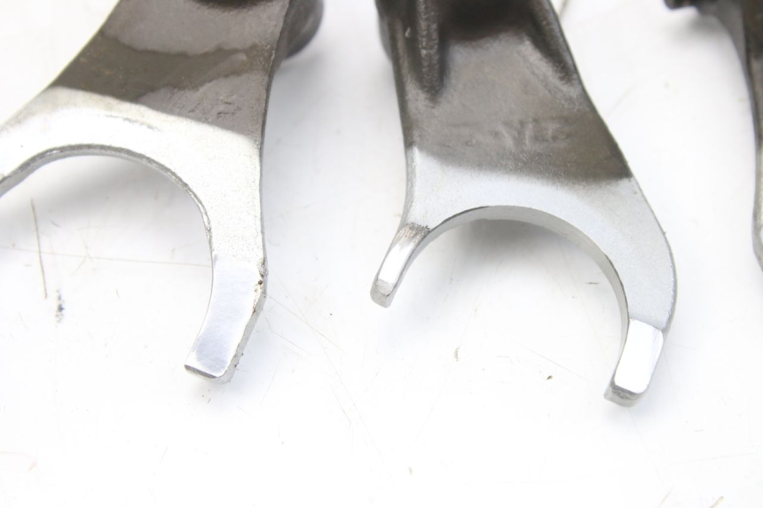 photo de CAIXA DE VELOCIDADES SUZUKI GSF S BANDIT 600 (2000 - 2004) - Zoom do estado de desgaste