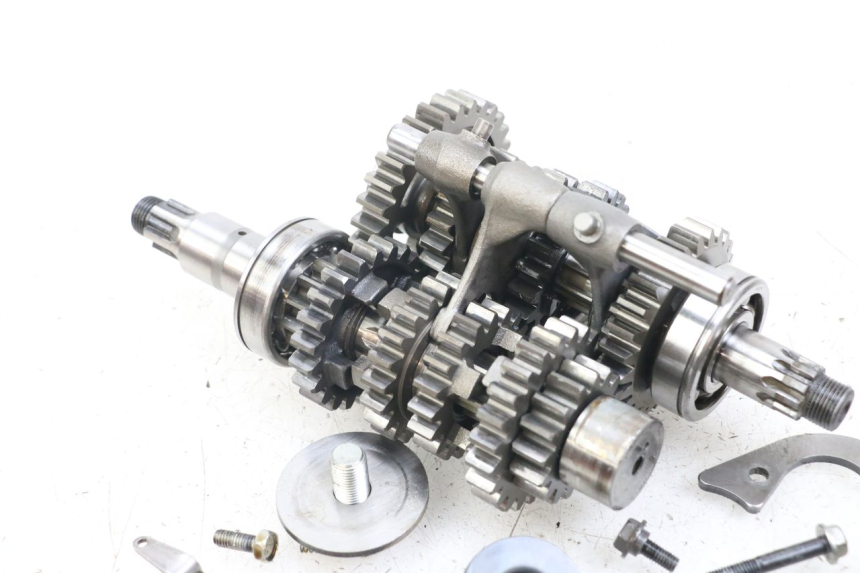 photo de CAIXA DE VELOCIDADES SUZUKI GSX E 250 (1982 - 1983) - Zoom do estado de desgaste