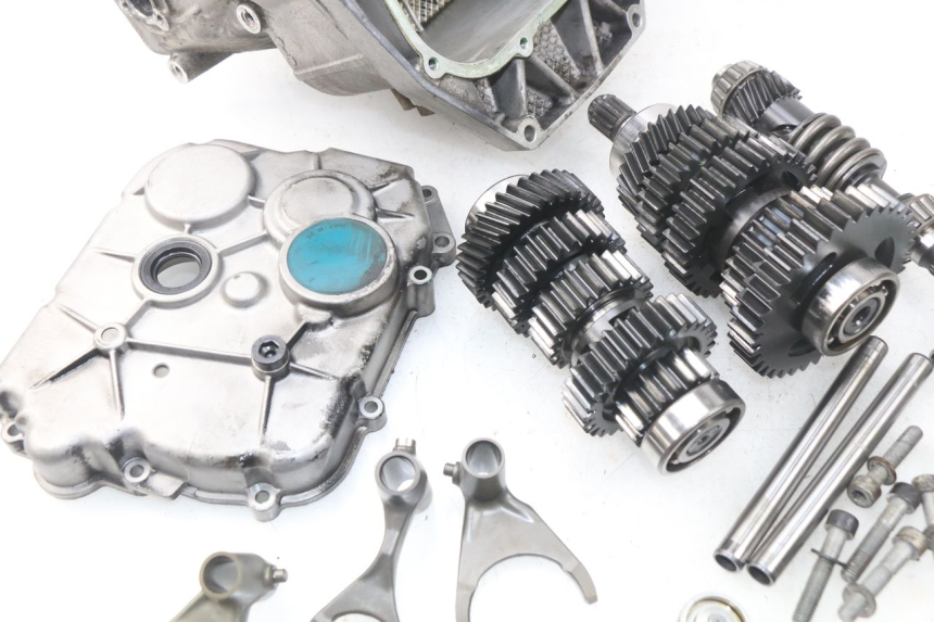 photo de CAIXA DE VELOCIDADES BMW K100 1000 (1982 - 1990) - Detalhes característicos