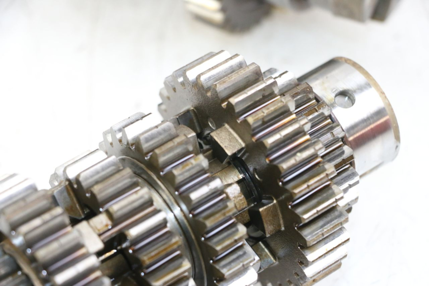 photo de CAIXA DE VELOCIDADES KAWASAKI GTR 1000 (1994 - 2004) - Pontos de fixação