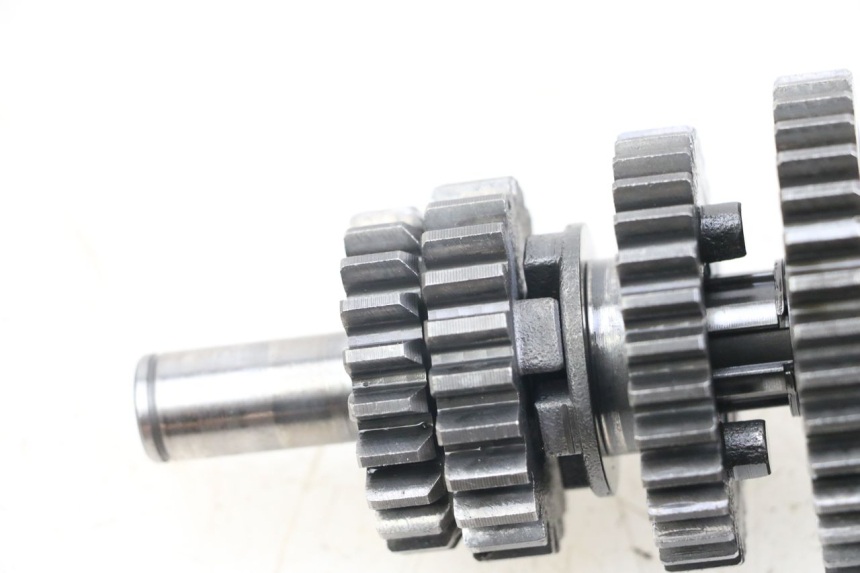photo de CAIXA DE VELOCIDADES APOLLO RFZ 140 - Pontos de fixação