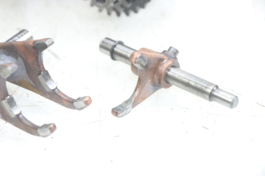 photo de CAIXA DE VELOCIDADES GILERA RK 50 (1996 - 1999) - Inspeção visual