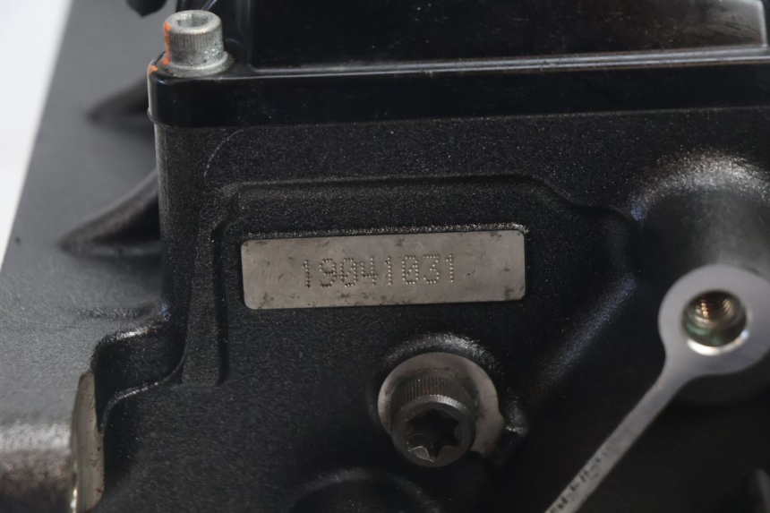 photo de CAIXA DE MARCHAS HARLEY DAVIDSON ROAD GLIDE FLTRXSE 1920 (2018 - 2022) - Outro ângulo de visão