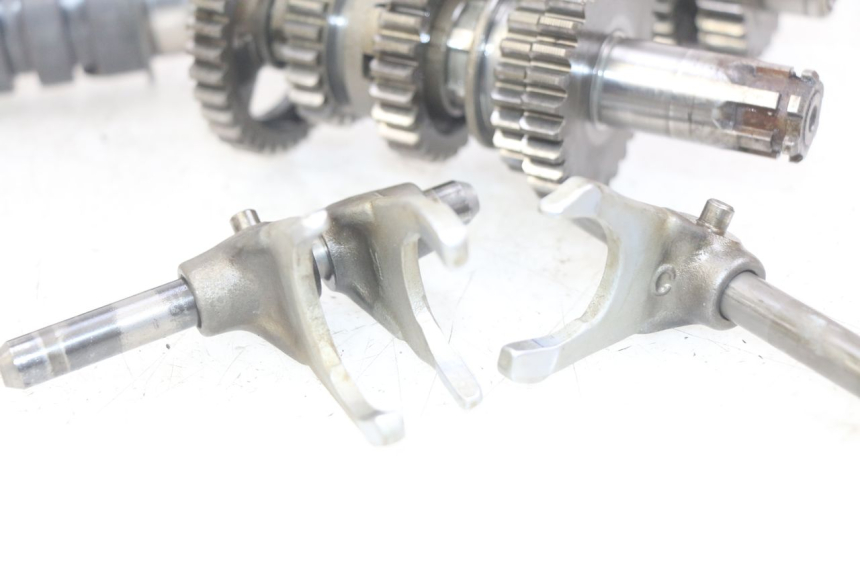 photo de CAIXA DE VELOCIDADES YAMAHA SR 125 (1982 - 2003) - Detalhes característicos