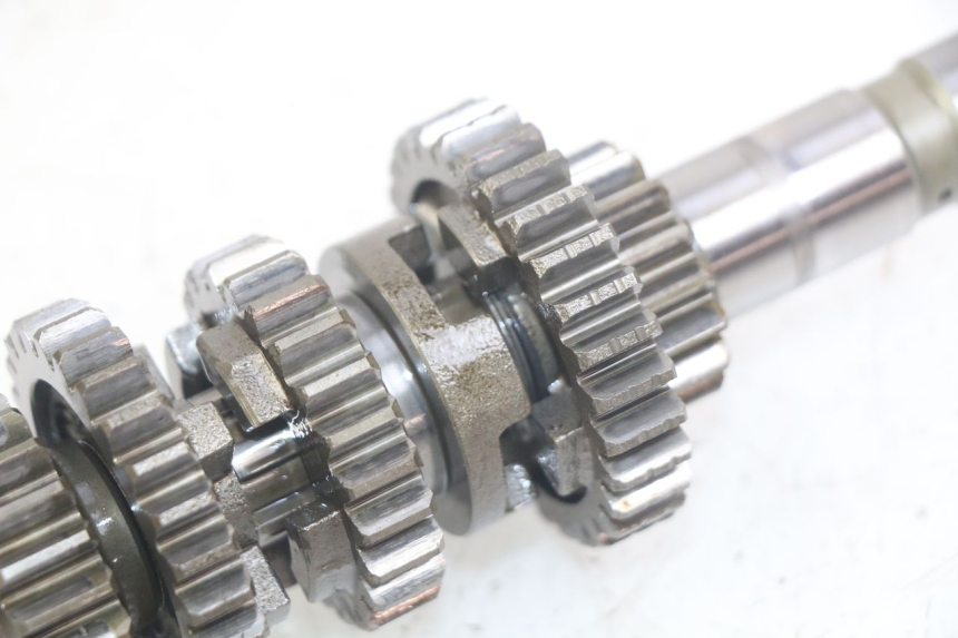photo de CAIXA DE VELOCIDADES YAMAHA SR 125 (1982 - 2003) - Zoom do estado de desgaste