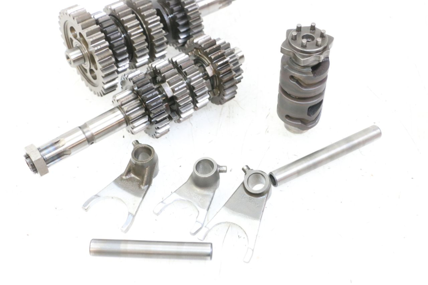photo de CAIXA DE VELOCIDADES SUZUKI SV S 650 (1999 - 2002) - Pontos de fixação