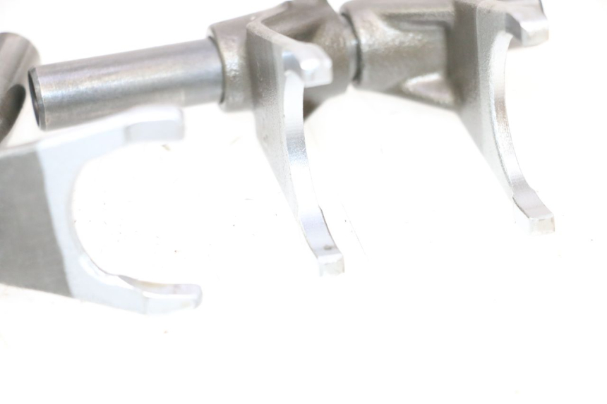 photo de CAIXA DE VELOCIDADES SUZUKI SV S 650 (2003 - 2009) - Estrutura - ampliação