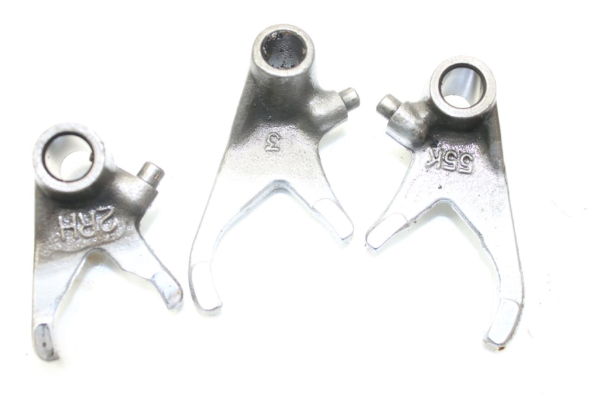 photo de CAIXA DE VELOCIDADES YAMAHA TDR DELTABOX 125 (1997 - 2003) - Estado da superfície