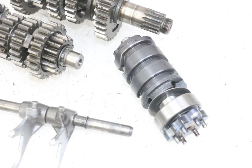 photo de CAIXA DE VELOCIDADES YAMAHA TDR DELTABOX 125 (1997 - 2003) - Zoom do estado de desgaste