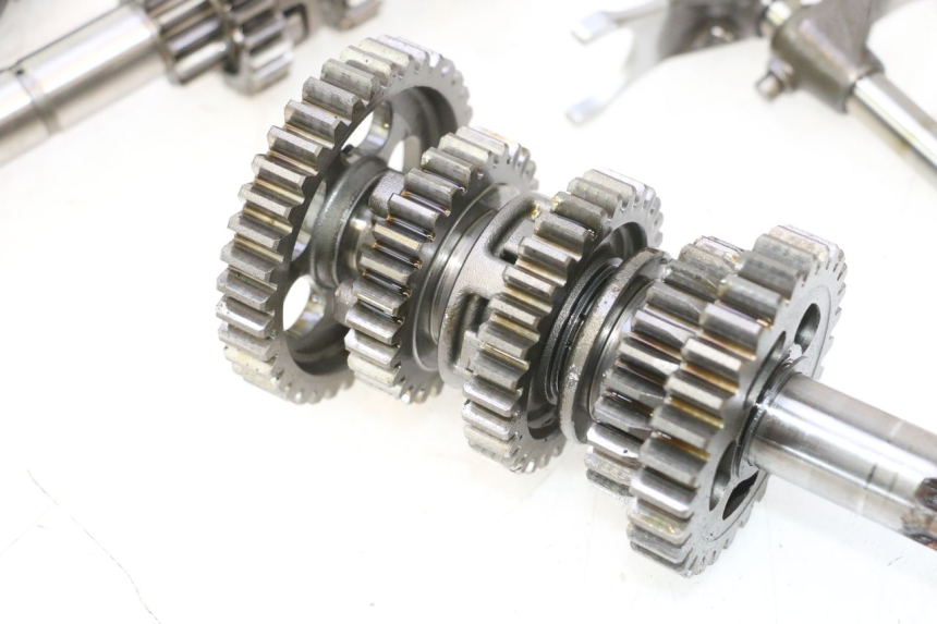 photo de CAIXA DE MARCHAS HONDA XLV VARADERO 125 (2007 - 2012) - Detalhe da peça