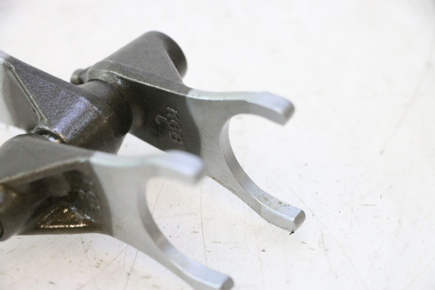 photo de CAIXA DE MARCHAS HONDA XLV VARADERO 125 (2007 - 2012) - Pontos de fixação
