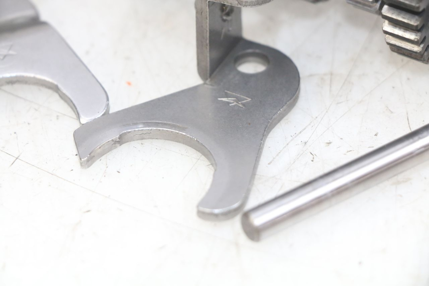 photo de CAIXA DE VELOCIDADES PEUGEOT XP6 50 (2006 - 2011) - Vista geral