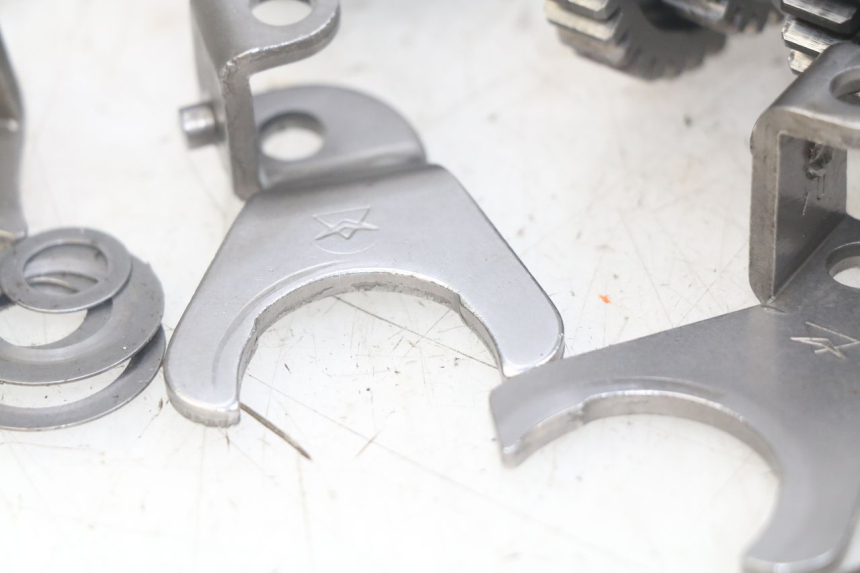 photo de CAIXA DE VELOCIDADES PEUGEOT XP6 50 (2006 - 2011) - Pontos de fixação
