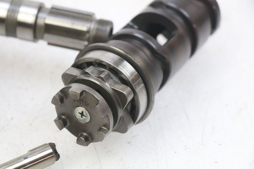 photo de CAIXA DE VELOCIDADES YAMAHA XV VIRAGO 750 (1984 - 1998) - Inspeção visual