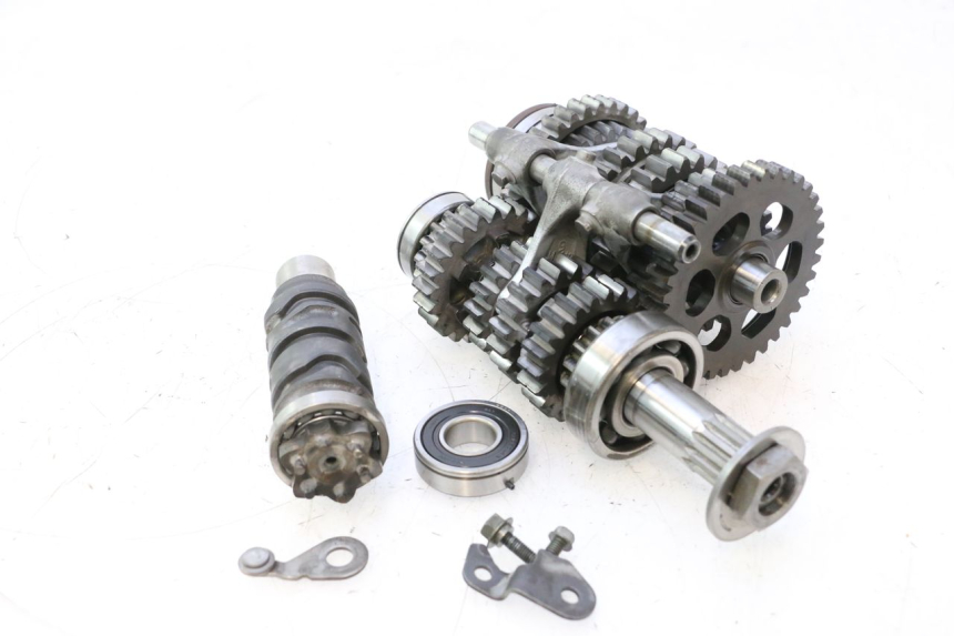 photo de CAIXA DE MARCHAS YAMAHA YZF R GENESIS 750 (1993 - 1998) - Detalhe da peça