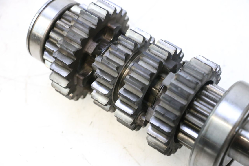 photo de CAIXA DE MARCHAS YAMAHA YZF R GENESIS 750 (1993 - 1998) - Outro ângulo de visão