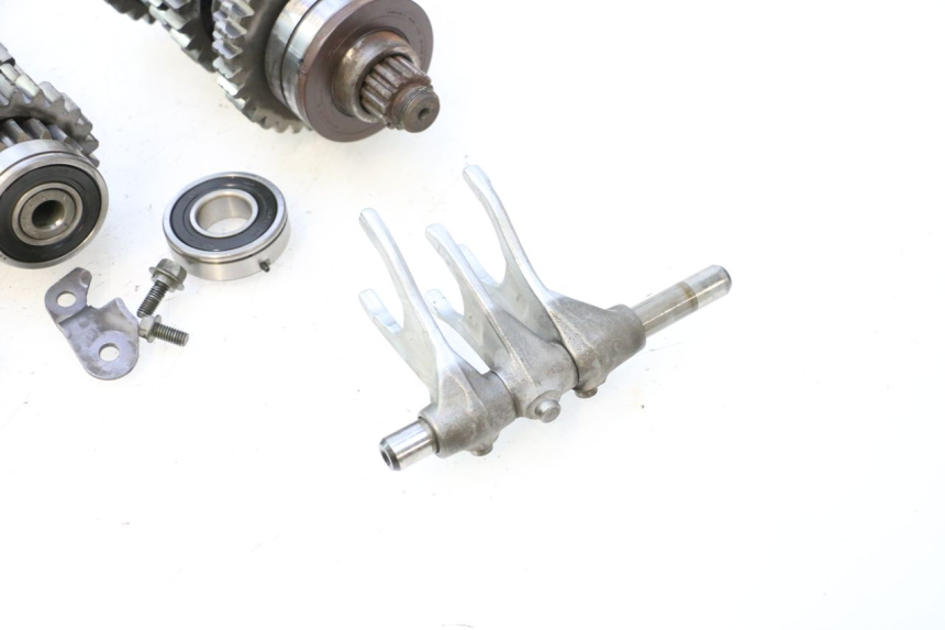 photo de CAIXA DE MARCHAS YAMAHA YZF R GENESIS 750 (1993 - 1998) - Marcações e referências