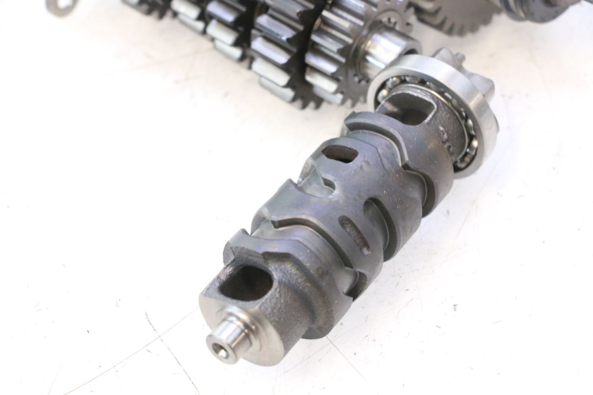 photo de CAIXA DE MARCHAS YAMAHA YZF R6 600 (2008 - 2009) - Ampliação dos componentes
