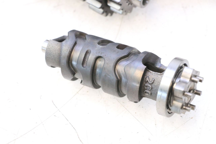 photo de CAIXA DE MARCHAS YAMAHA YZF R6 600 (2008 - 2009) - Vista de perto