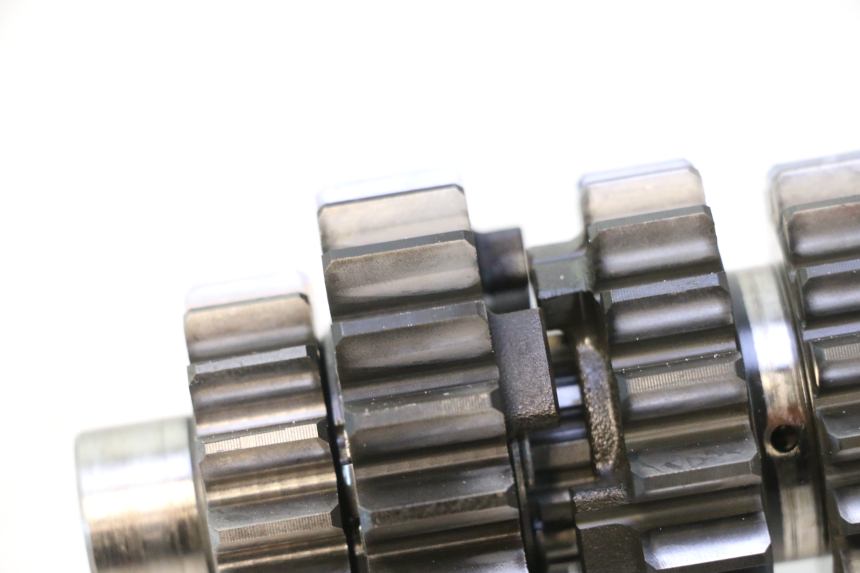 photo de CAIXA DE MARCHAS YAMAHA YZF R6 600 (2008 - 2009) - Outro ângulo de visão