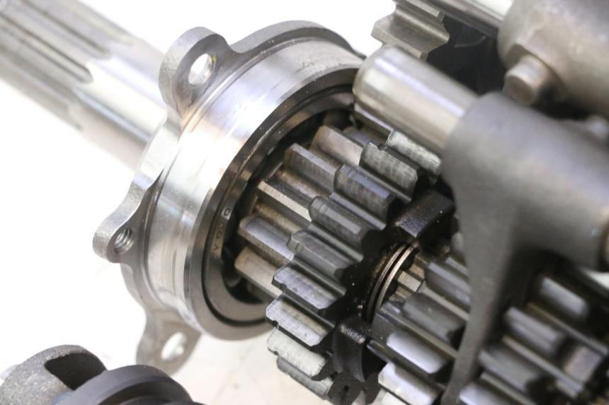 photo de CAIXA DE MARCHAS YAMAHA YZF R6 600 (2008 - 2009) - Outro ângulo de visão