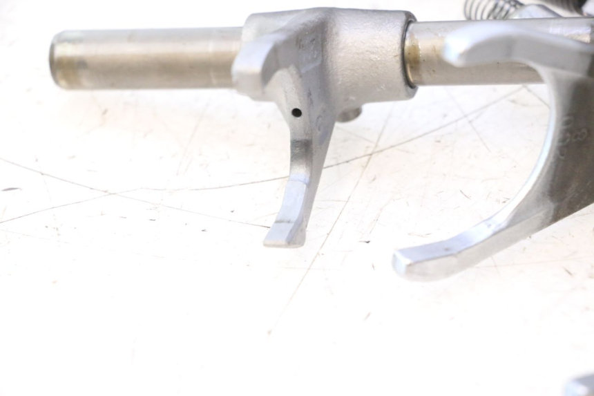 photo de CAIXA DE MARCHAS YAMAHA YZF R6 600 (2008 - 2009) - Pontos de fixação