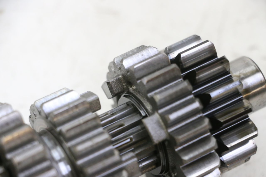 photo de CAIXA DE VELOCIDADES YAMAHA YZF YZ-F 450 (2014 - 2016) - Detalhes característicos