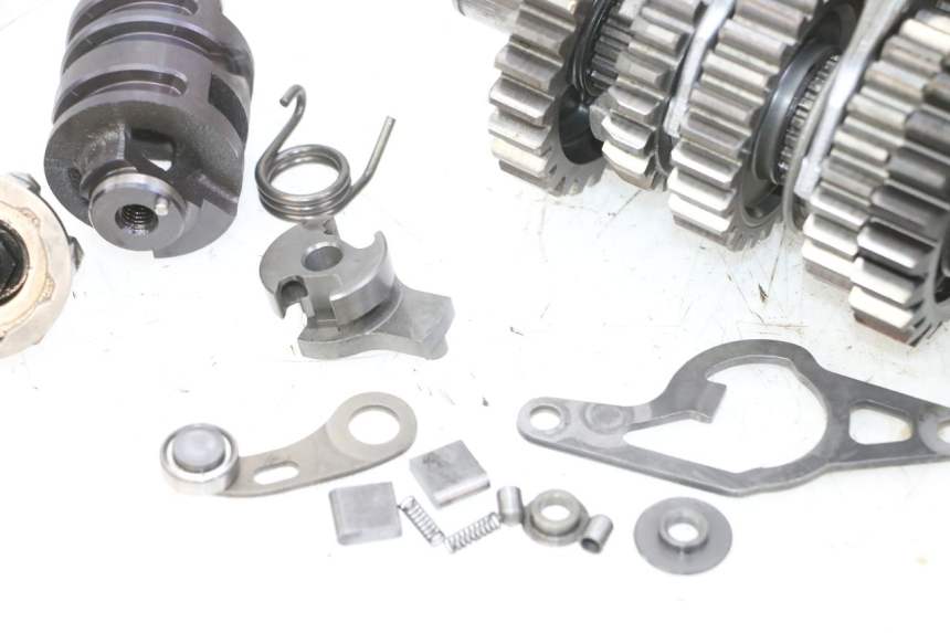 photo de CAIXA DE VELOCIDADES YAMAHA YZF YZ-F 450 (2014 - 2016) - Detalhes característicos