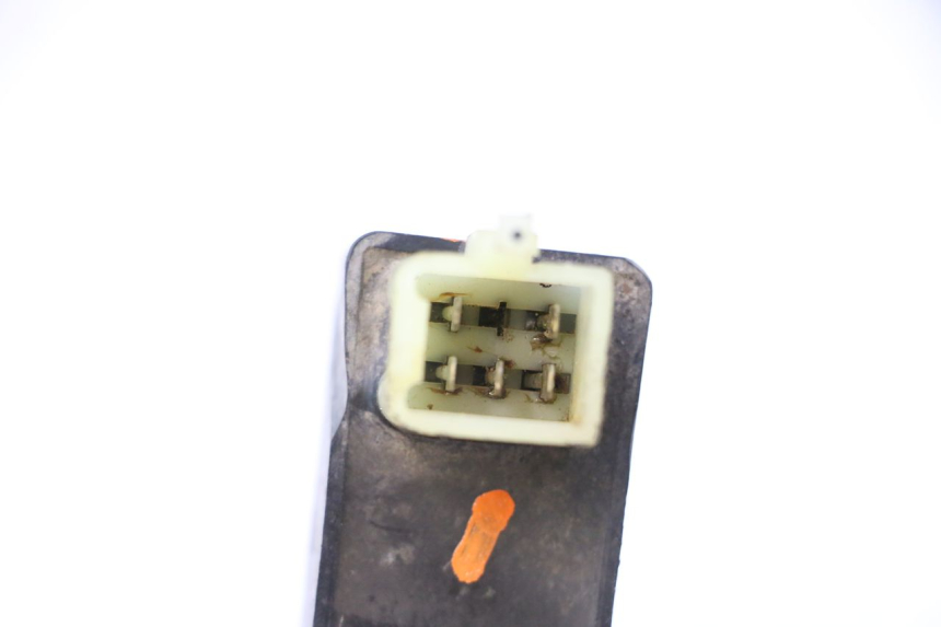 photo de CAIXA CDI PEUGEOT 103 SPX CLIP 50 (1989 - 1992) - Outro ângulo de visão