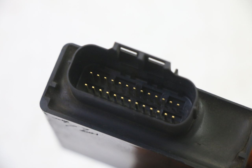 photo de Módulo CDI SUZUKI BURGMAN 125 (2007 - 2014) - Outro ângulo de visão