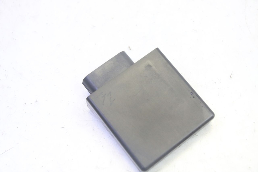 photo de Módulo CDI SUZUKI BURGMAN 125 (2007 - 2014) - Outro ângulo de visão