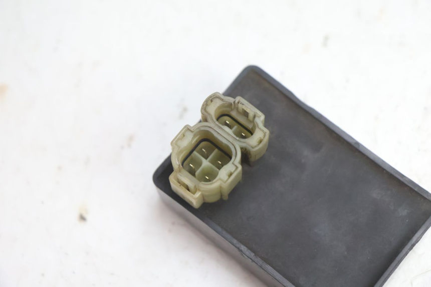 photo de CAIXA CDI HONDA CB TWO FIFTY 250 (1991 - 2002) - Detalhe da peça