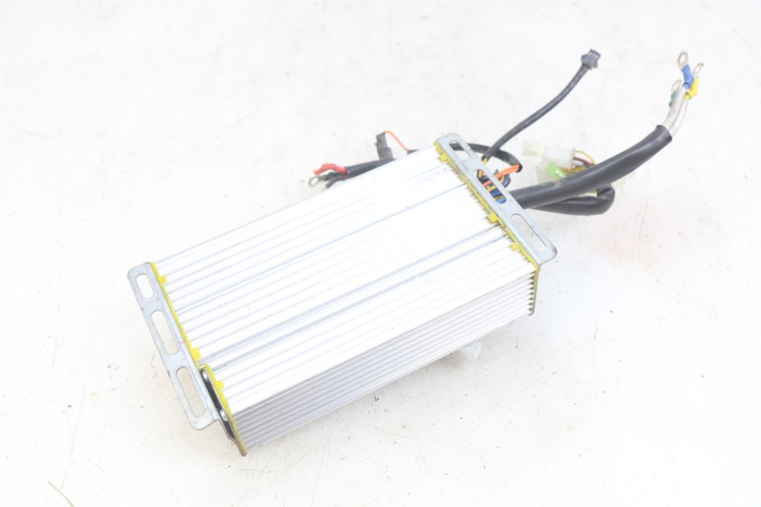 photo de Módulo CDI EASY WATTS E-OPAI 1 (2019 - 2024) - Zoom do estado de desgaste