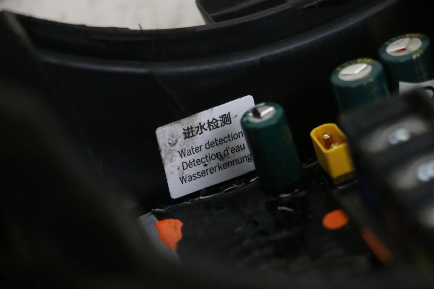 photo de Módulo CDI SEGWAY NINEBOT F40E 1 - Marcações e referências