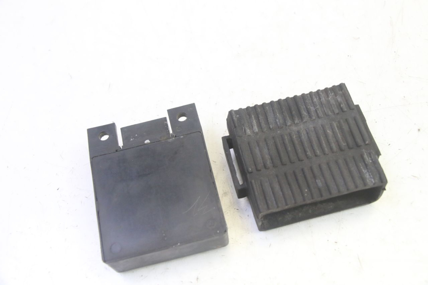 photo de Módulo CDI KAWASAKI GPX R WARBIRD 600 (1988 - 1993) - Ampliação técnica