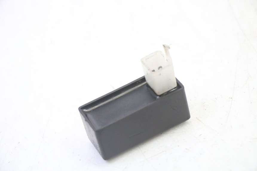 photo de Módulo CDI PEUGEOT SPEEDAKE 50 (1995 - 1997) - Outro ângulo de visão