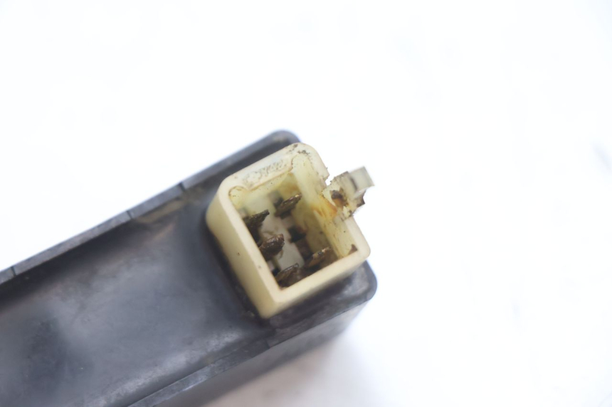 photo de Módulo CDI PEUGEOT SPEEDFIGHT LC 50 (1996 - 2002) - Zoom do estado de desgaste