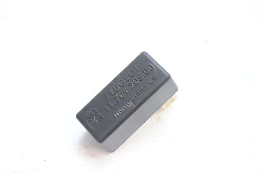 photo de Módulo CDI PEUGEOT TREKKER 50 (1995 - 2004) - Outro ângulo de visão