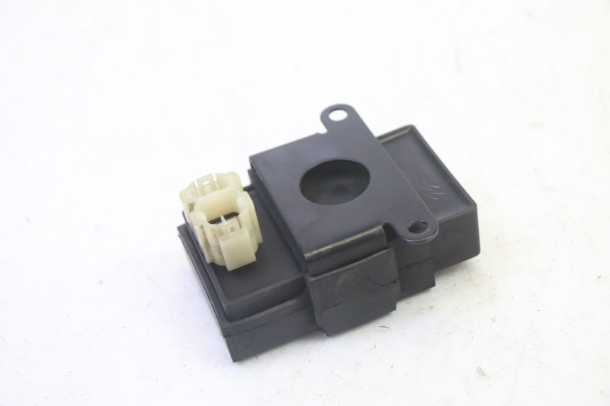 photo de Módulo CDI PEUGEOT VIVACITY NEW 4T 50 (2008 - 2017) - Zoom do estado de desgaste