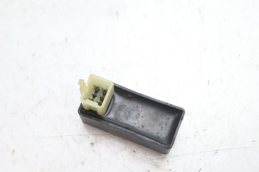photo de Módulo CDI PEUGEOT VIVACITY 50 (1998 - 2003) - Detalhe da peça