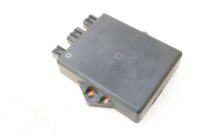photo de CAIXA CDI YAMAHA WAVE RUNNER GP R 1200 (2000 - 2003) - Pontos de fixação