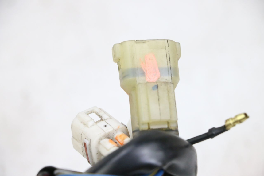 photo de Módulo CDI YAMAHA YP MAJESTY 125 (2002 - 2006) - Outro ângulo de visão
