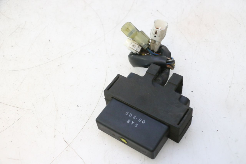 photo de Módulo CDI YAMAHA YP MAJESTY 125 (1998 - 2001) - Pontos de fixação