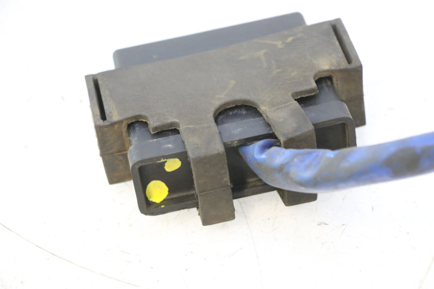 photo de Módulo CDI YAMAHA YP MAJESTY 125 (2007 - 2010) - Pontos de fixação
