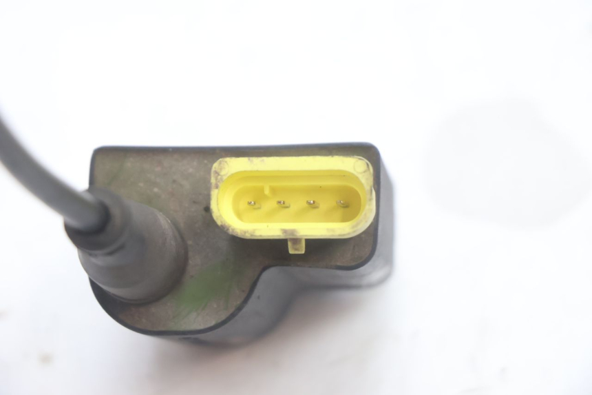 photo de CAIXA CDI PIAGGIO ZIP 4T 50 (2006 - 2017) - Pontos de fixação