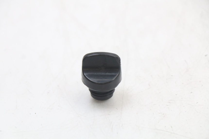 photo de TAMPA DO CARTER DE ÓLEO HONDA CRF R 250 (2020 - 2021) - Zoom do estado de desgaste